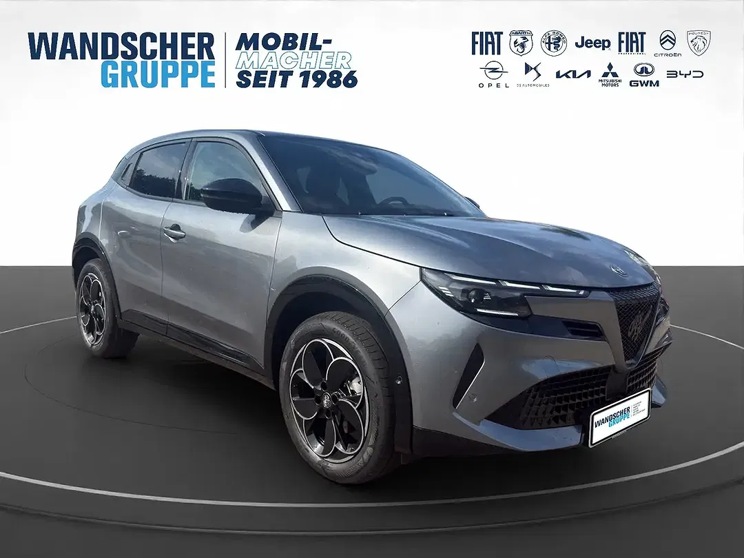 Alfa Romeo Junior Ibrida Ti - Thumbnail 7