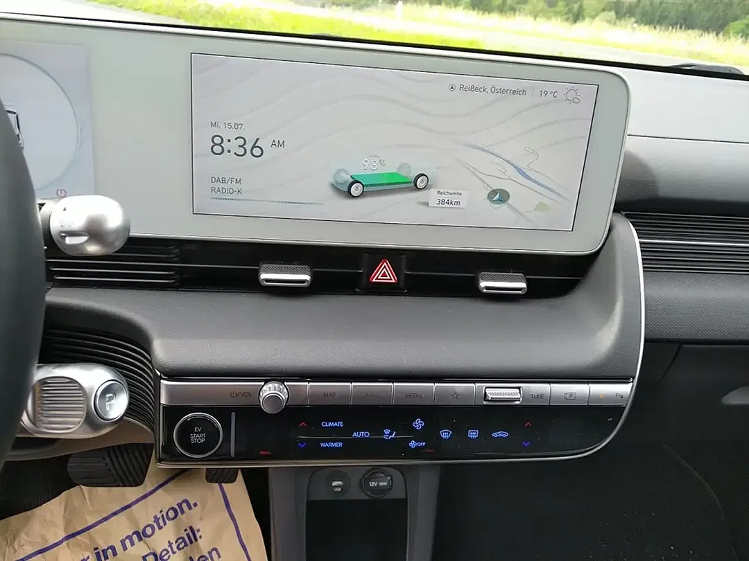 Hyundai IONIQ - Thumbnail 13