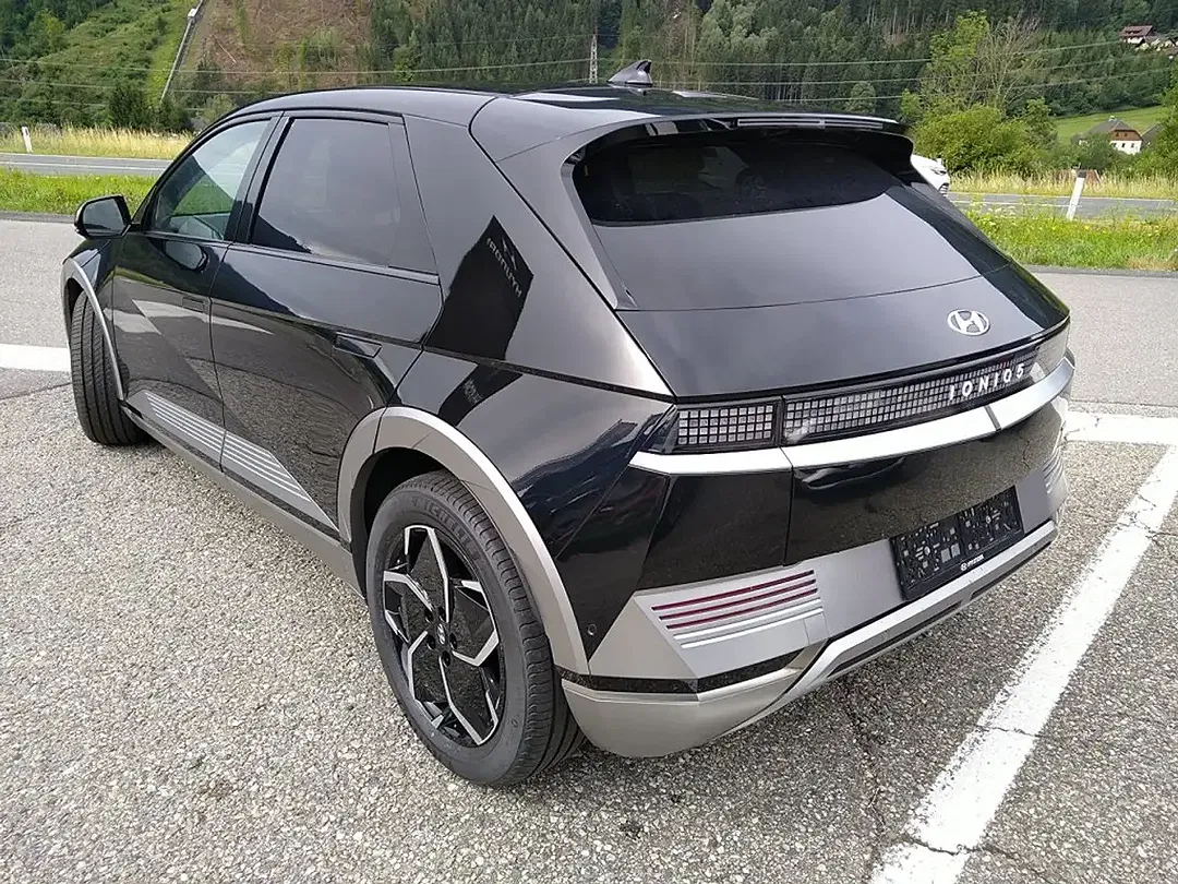 Hyundai IONIQ - Thumbnail 4