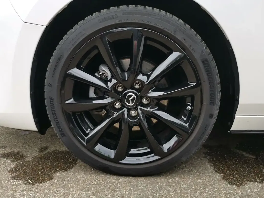 Mazda 3 2.5 e-SKYACTIV - foto 15