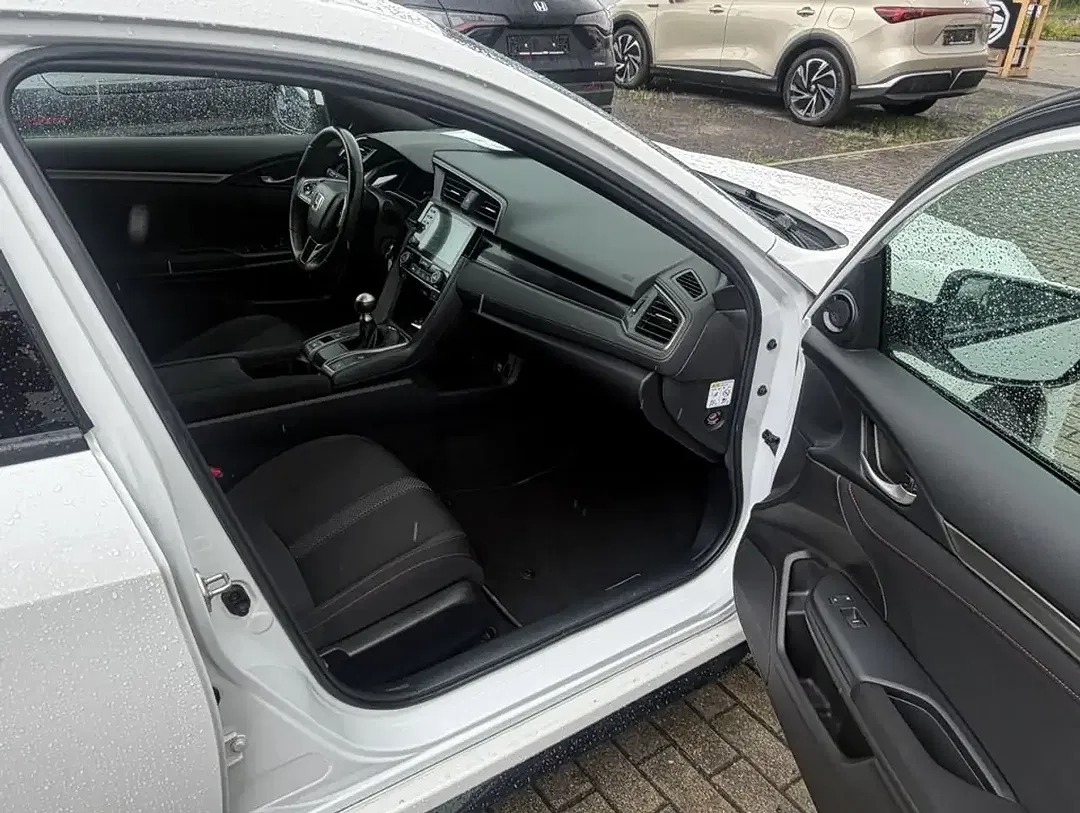 Honda Civic 1.0 i-VTEC Turbo Comfort Sport Line - Thumbnail 8