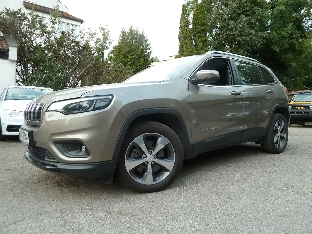 Jeep Cherokee Longitude - foto 1