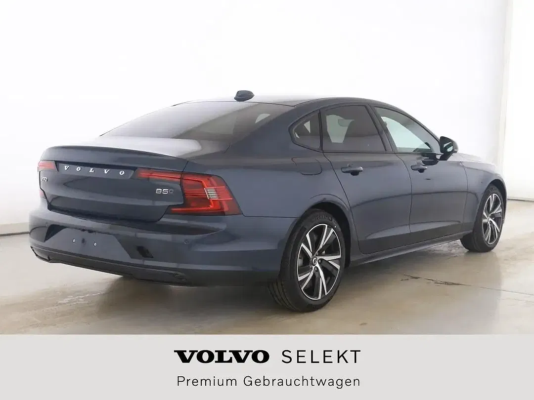 Volvo S90 AWD R-Design - Thumbnail 4