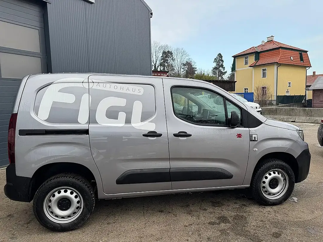 Peugeot Partner BlueHDi 130 4x4 - Thumbnail 6