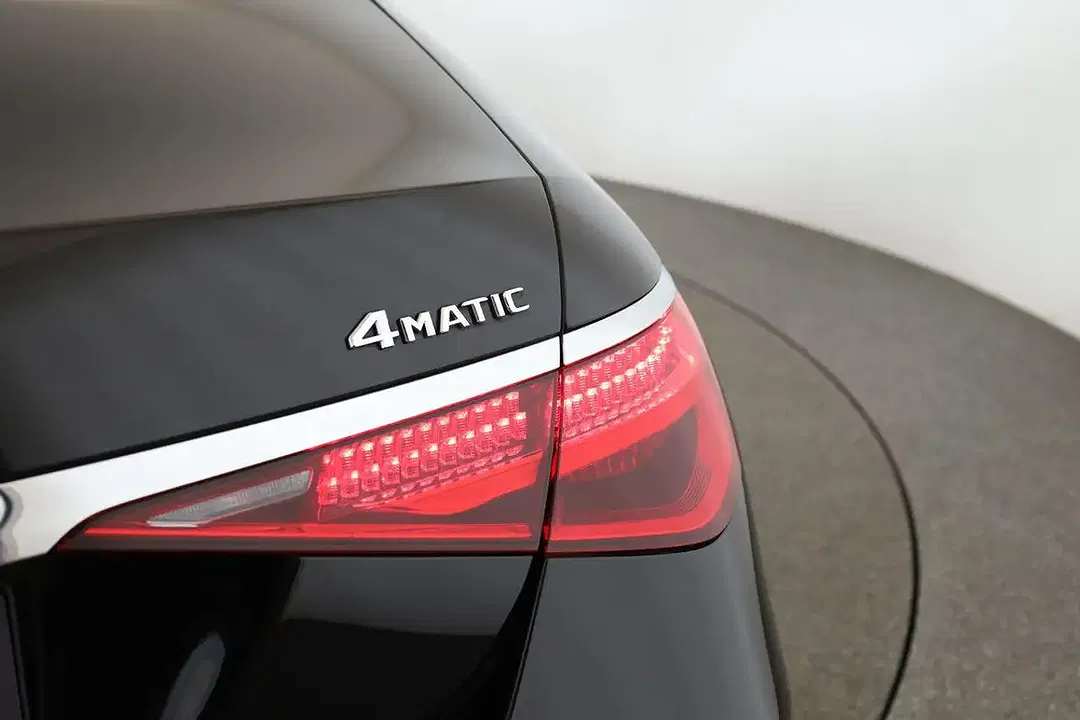 Mercedes-Benz S 400 4MATIC AMG - Thumbnail 12