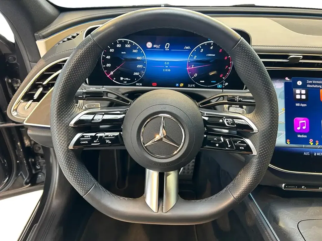 Mercedes-Benz E 200 AUT AMG MBUX - Thumbnail 13