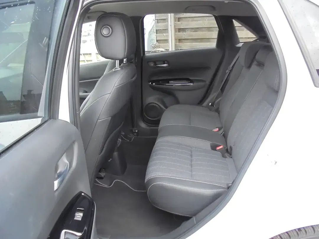 Honda Jazz 1.5 i-MMD e:HEV Hybrid Elegance - Thumbnail 8