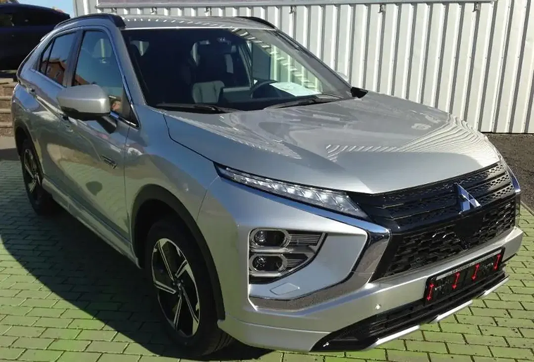Mitsubishi Eclipse Cross PHEV 4WD Select - foto 1