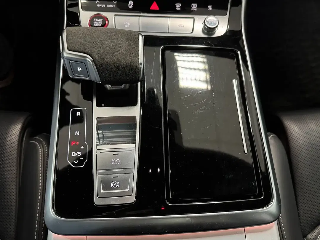 Audi SQ8 4.0 TDI quattro Matrix LED - Thumbnail 23