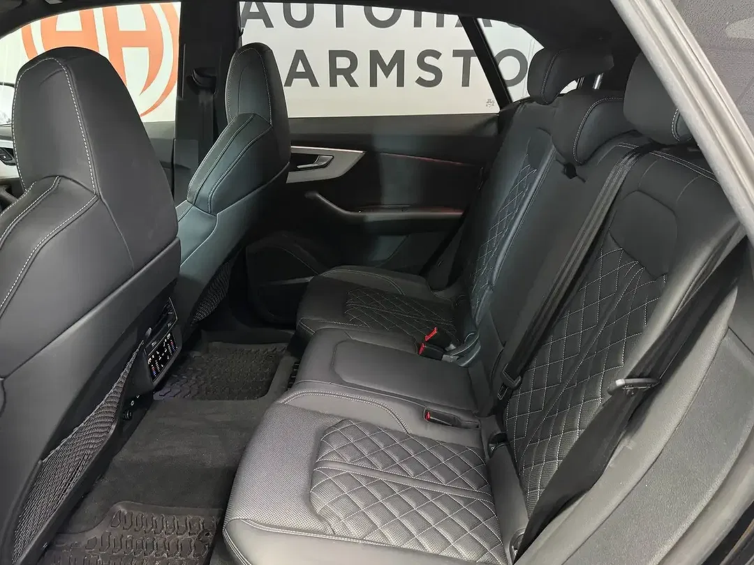 Audi SQ8 4.0 TDI quattro Matrix LED - Thumbnail 25