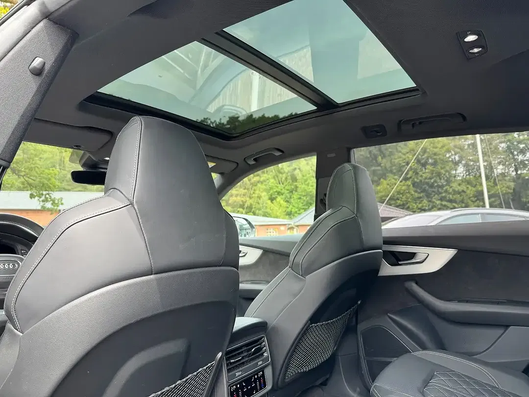 Audi SQ8 4.0 TDI quattro Matrix LED - Thumbnail 26