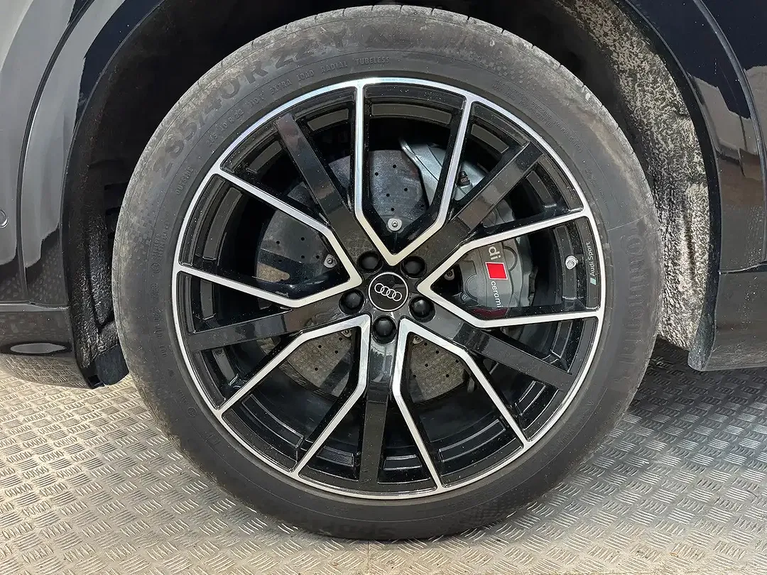 Audi SQ8 4.0 TDI quattro Matrix LED - foto 34