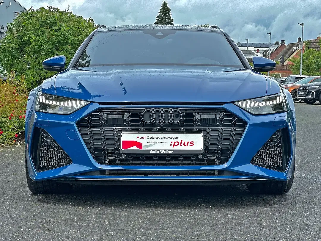 Audi RS6 quattro performance Avant - Thumbnail 3