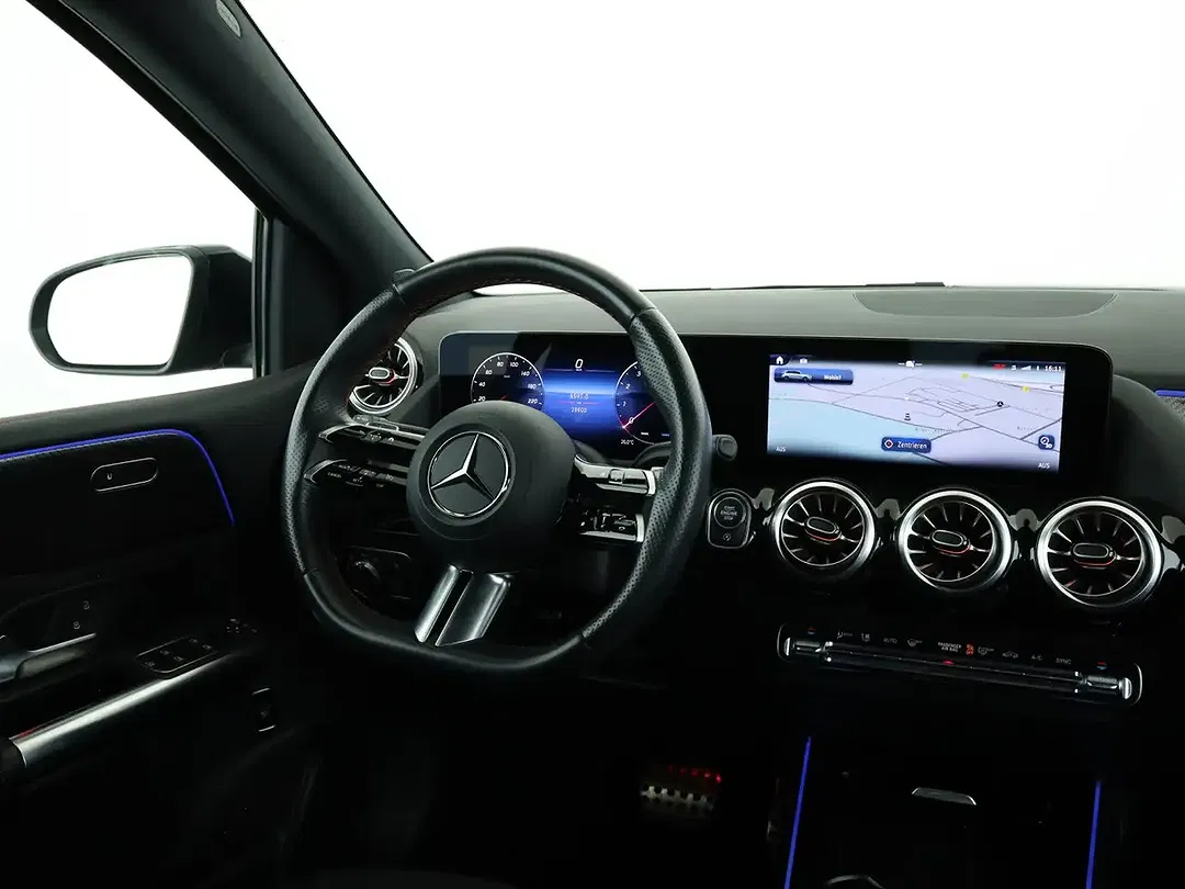Mercedes-Benz B 220 4MATIC AMG Line - Thumbnail 10