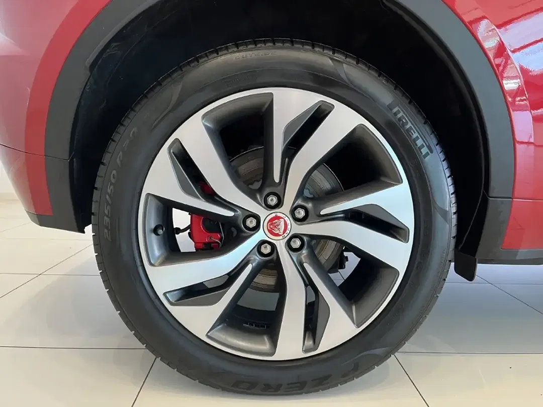 Jaguar E-Pace P300e PHEV R-Dynamic HSE - Thumbnail 9