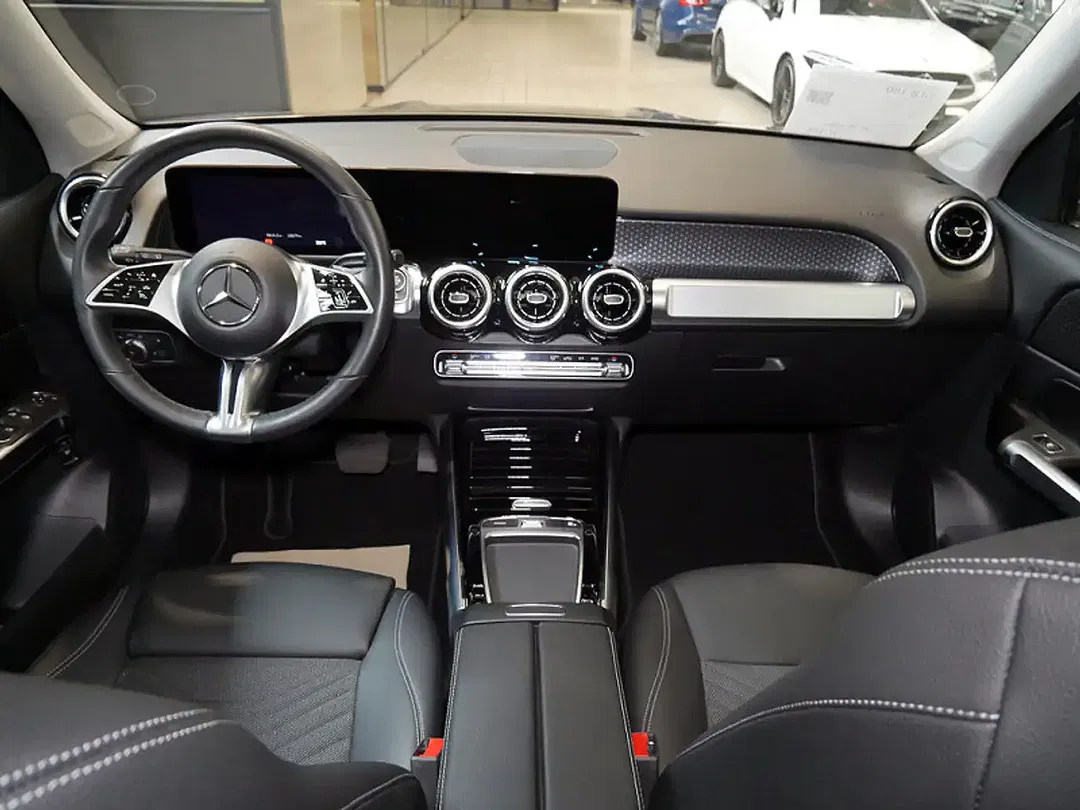 Mercedes-Benz GLB 180 Progressive - Thumbnail 8