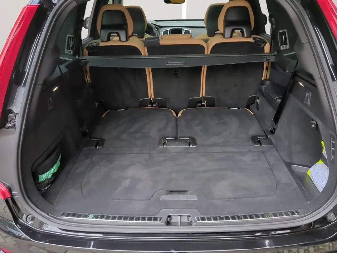 Volvo XC90 T8 Recharge Ultimate - Thumbnail 9