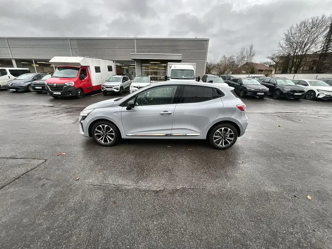 Renault Clio TCe Techno - Thumbnail 13