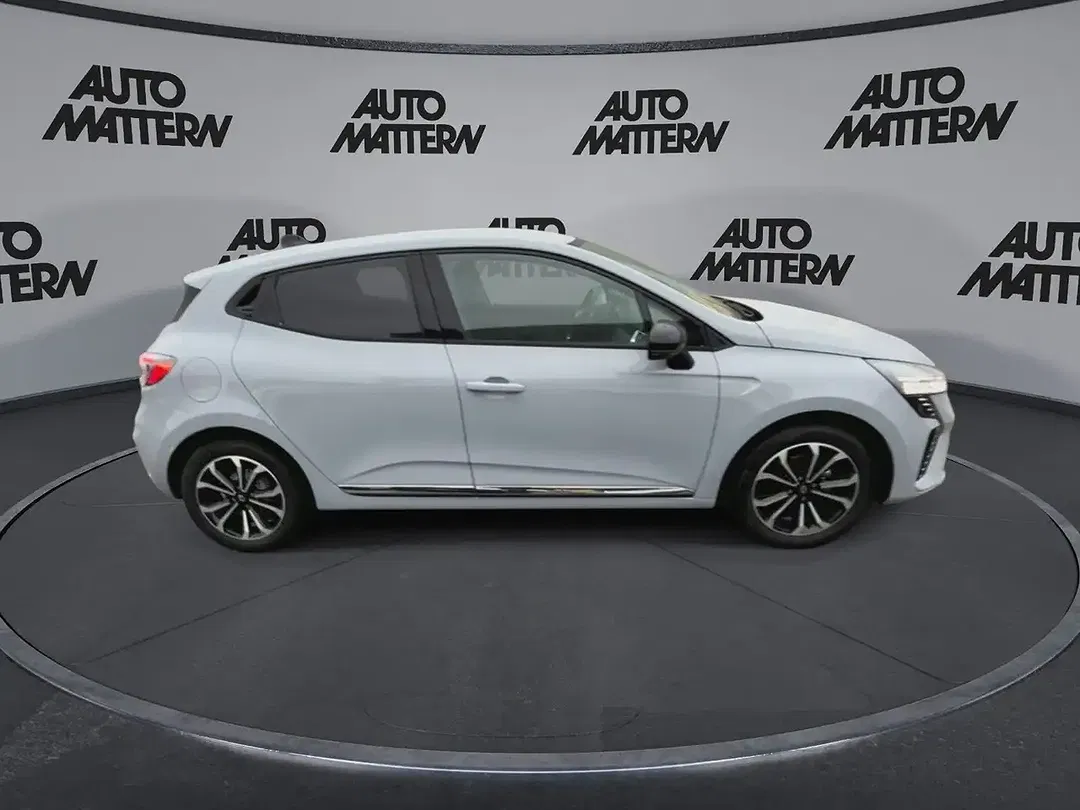 Renault Clio TCe Techno - Thumbnail 8