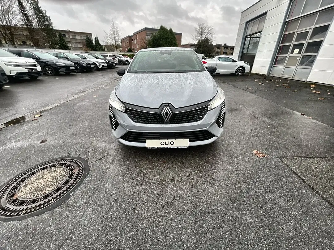 Renault Clio TCe Techno - Thumbnail 9