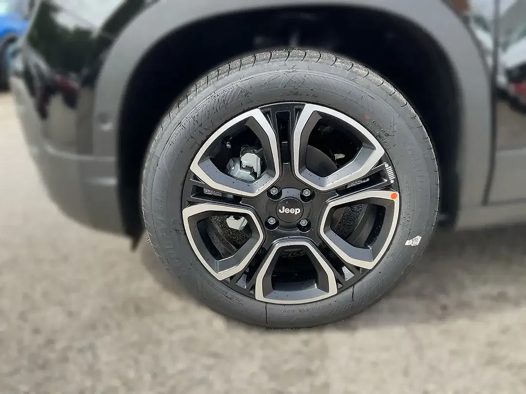 Jeep Avenger 1.2 T-GDI Summit - Thumbnail 4