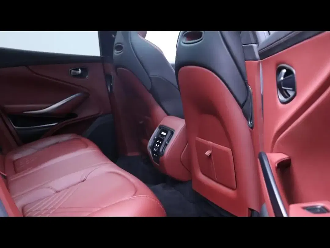 Aston Martin DBX 4.0 V8 - Thumbnail 13