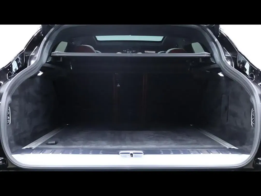 Aston Martin DBX 4.0 V8 - Thumbnail 7