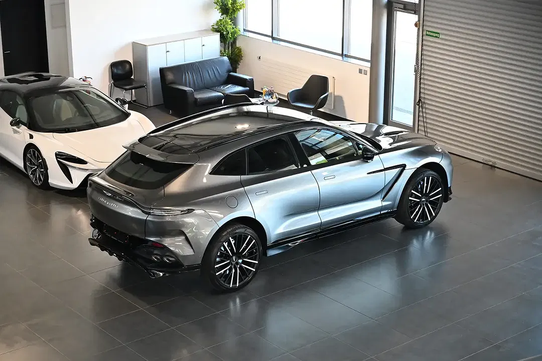 Aston Martin DBX 707 - Thumbnail 14
