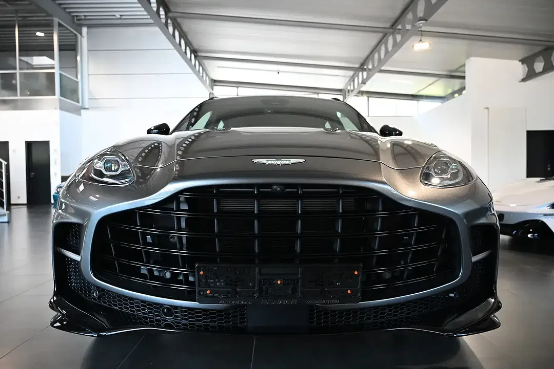 Aston Martin DBX 707 - Thumbnail 5