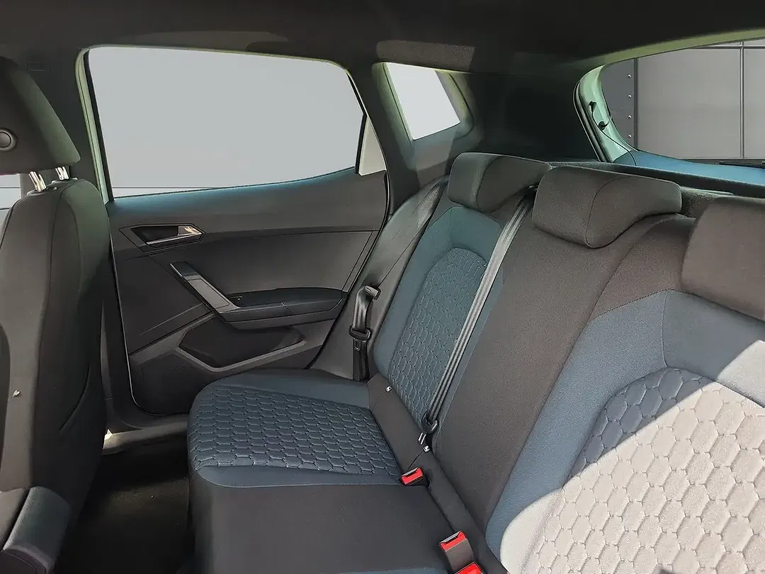 SEAT Arona 1.5 TSI DSG Style - Thumbnail 11