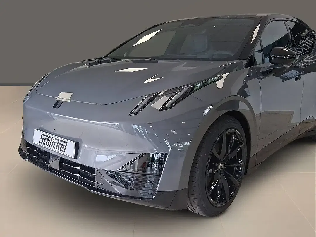 Lynk & Co 02 - Thumbnail 3