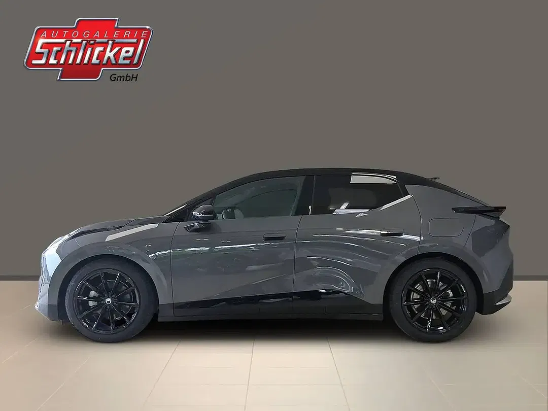Lynk & Co 02 - Thumbnail 4