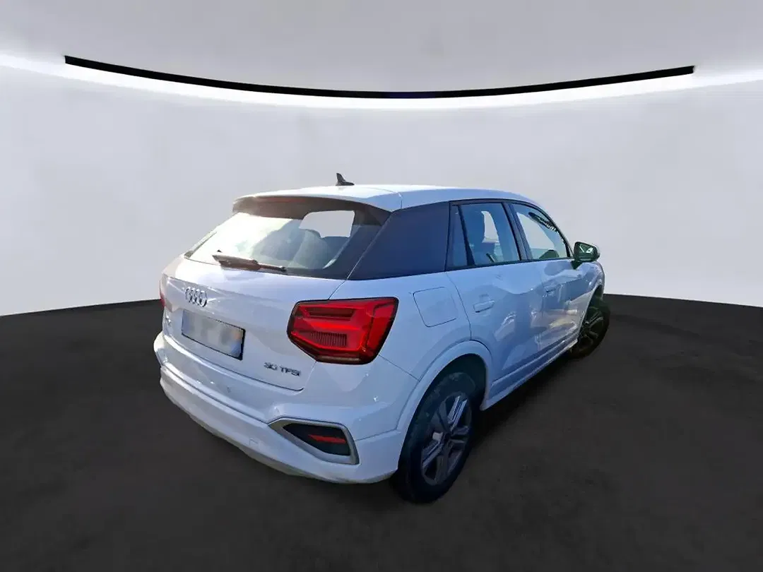 Audi Q2 advanced - Thumbnail 6