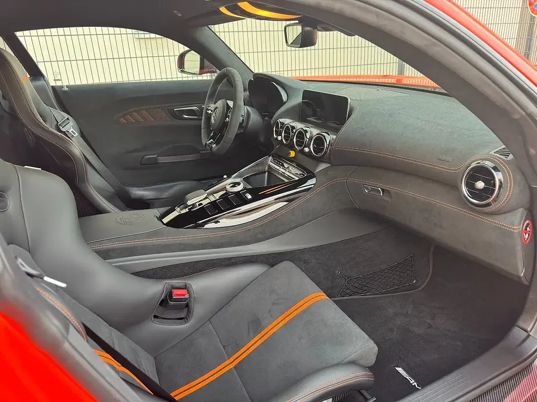Mercedes-Benz AMG GT - Thumbnail 11