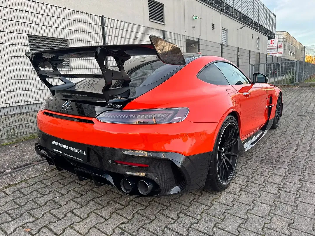 Mercedes-Benz AMG GT - Thumbnail 3