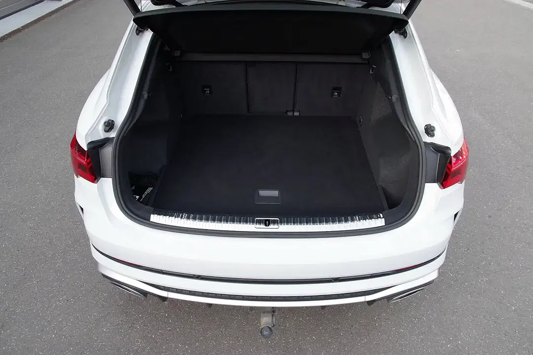 Audi RS Q3 quattro Sportback - Thumbnail 17