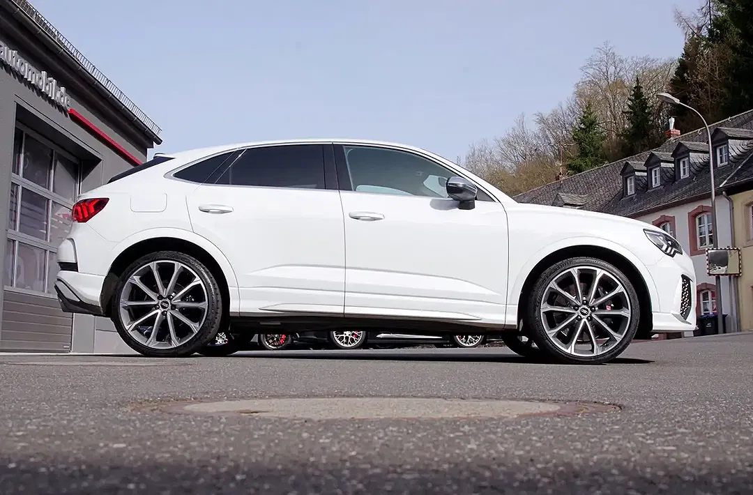 Audi RS Q3 quattro Sportback - Thumbnail 18