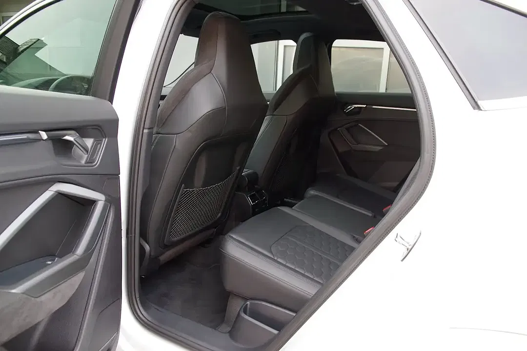 Audi RS Q3 quattro Sportback - Thumbnail 8