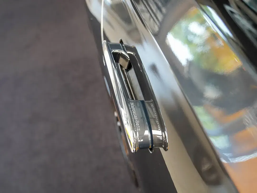 Mercedes-Benz E 300 AMG Line Night - Thumbnail 2