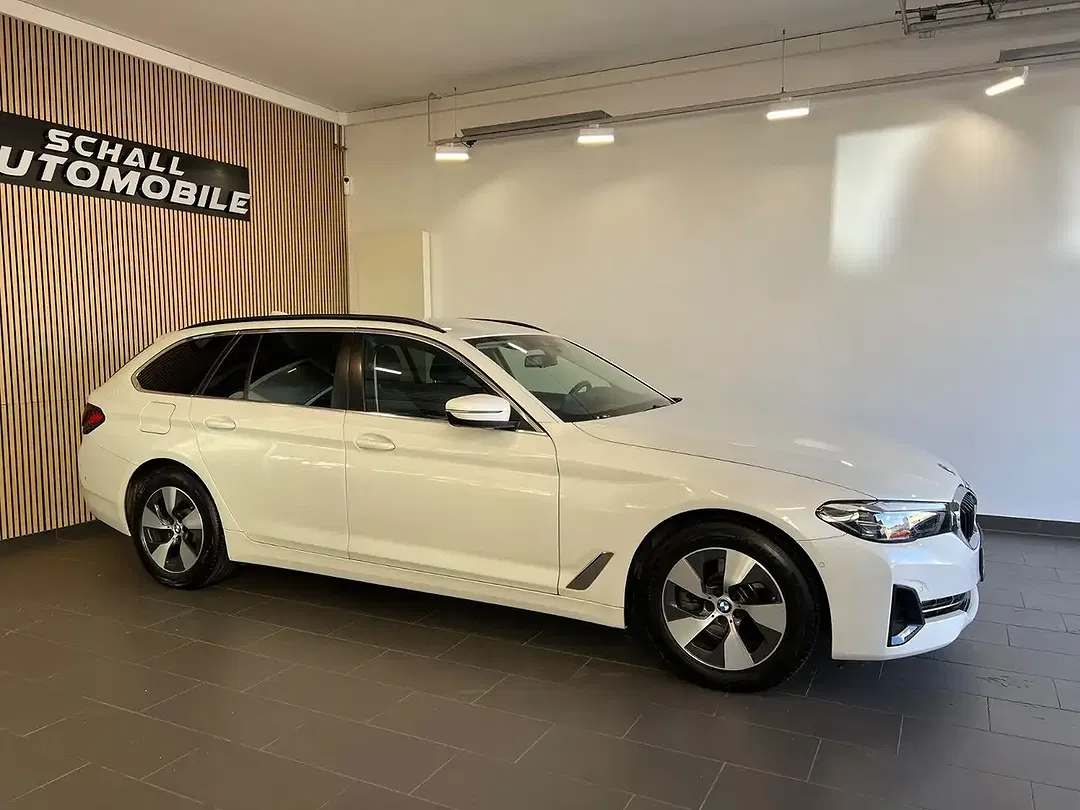 BMW 520 Touring - Thumbnail 3