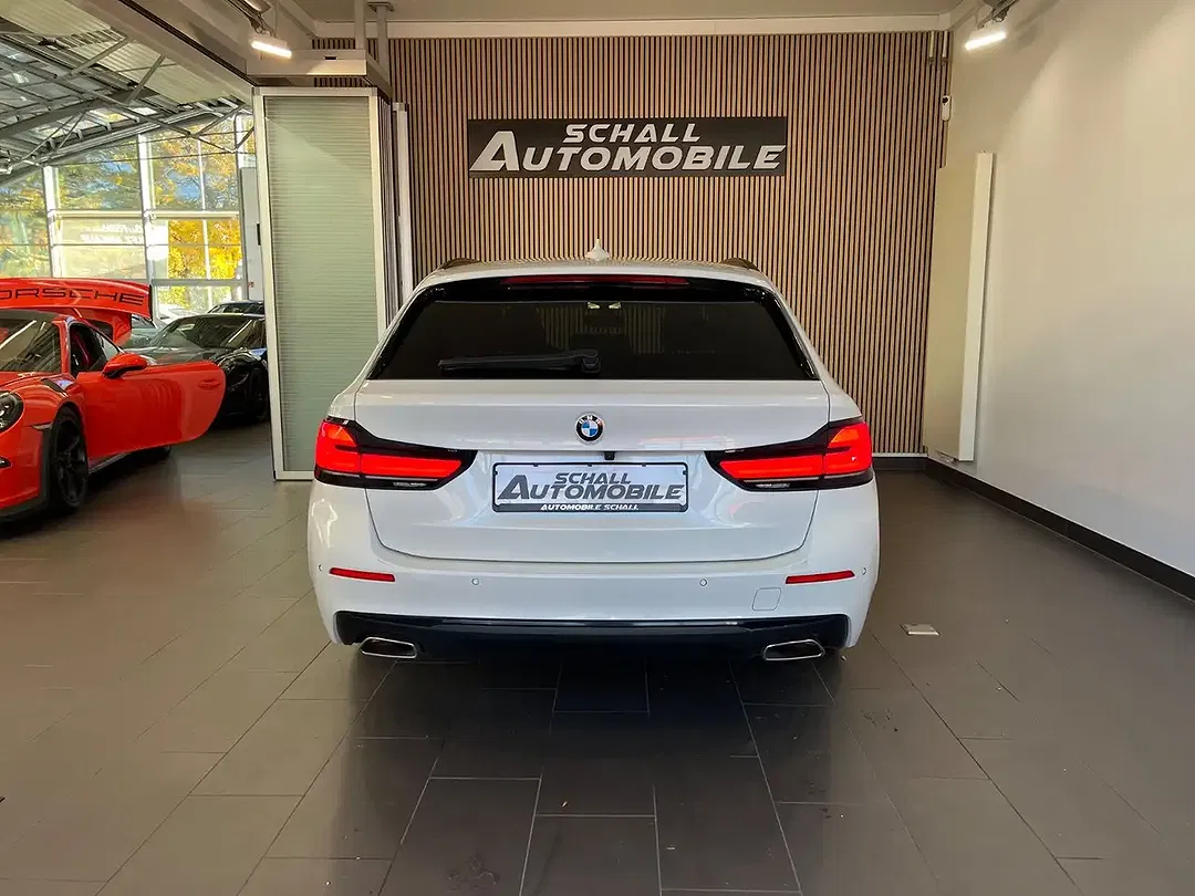 BMW 520 Touring - Thumbnail 6