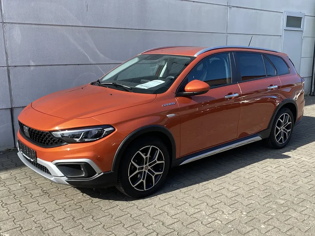 Fiat Tipo 1.5 GSE MHEV Cross - Afbeelding 1
