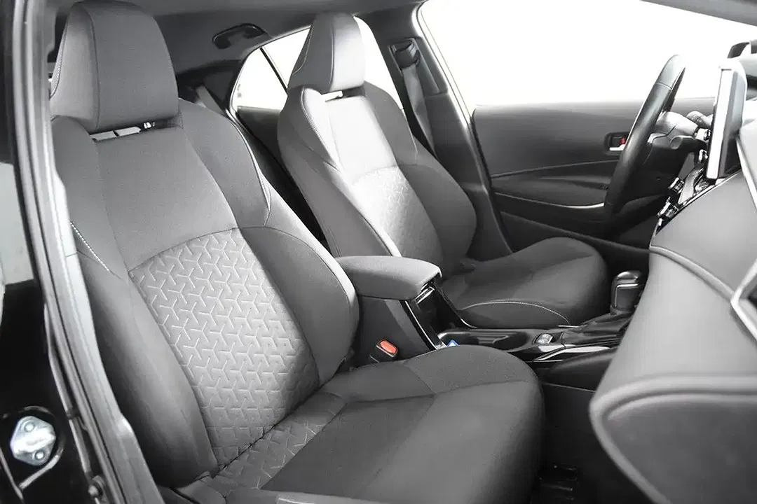 Toyota Corolla Hybrid - foto 2