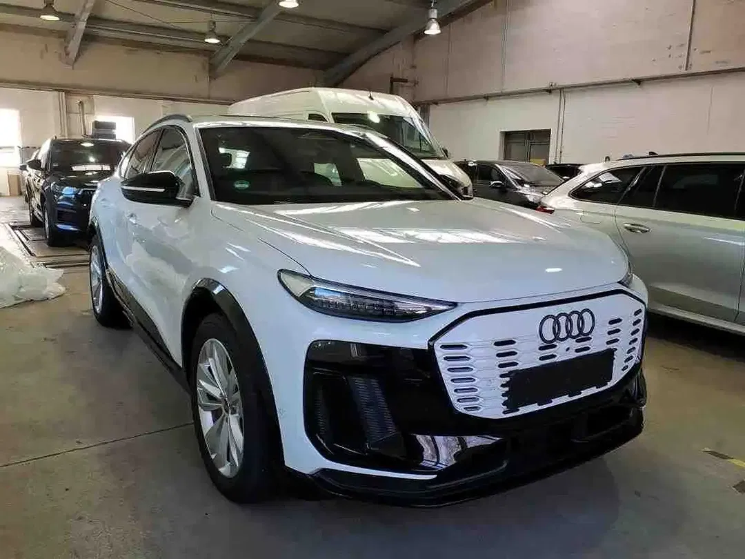 Audi SQ6 e-tron quattro Sportback plus - foto 2