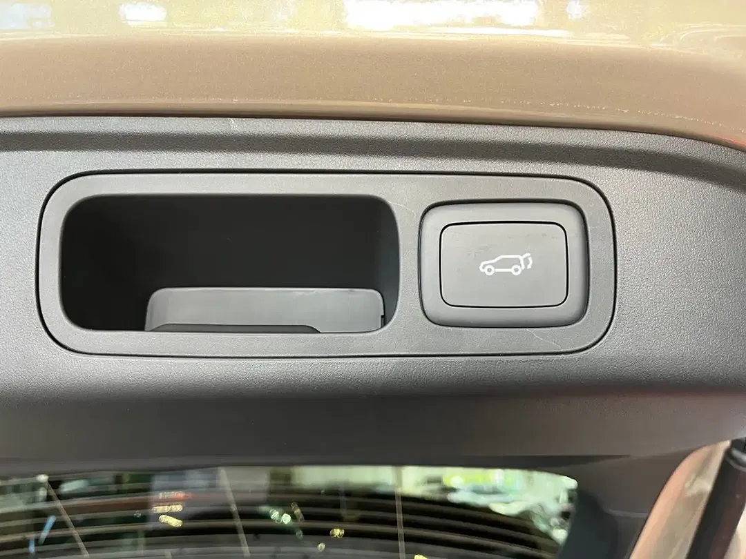 MG MGS6 EV Luxury - Thumbnail 8