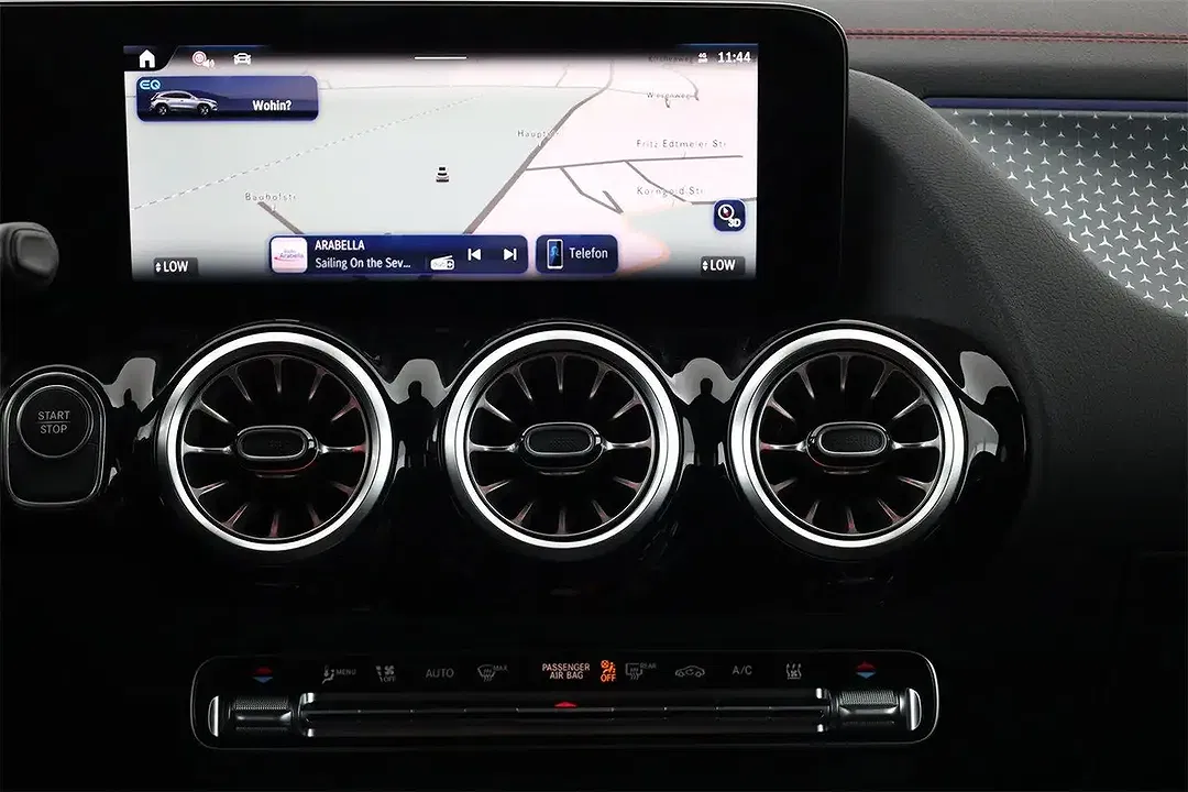 Mercedes-Benz EQA 350 4MATIC AMG Line Plus - foto 14