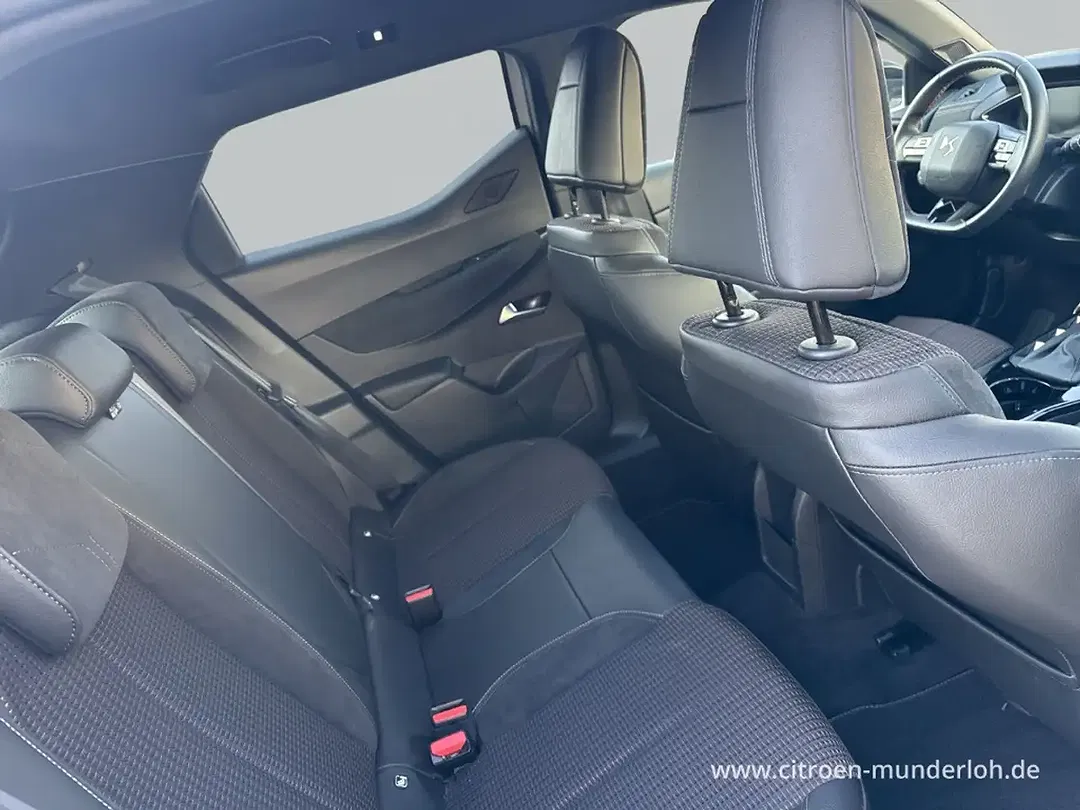 DS Automobiles DS 3 - Thumbnail 11