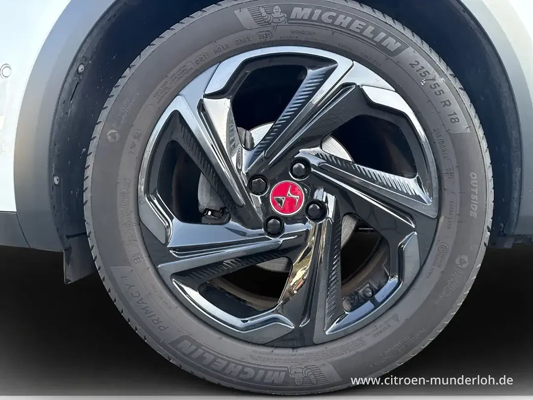 DS Automobiles DS 3 - Thumbnail 12