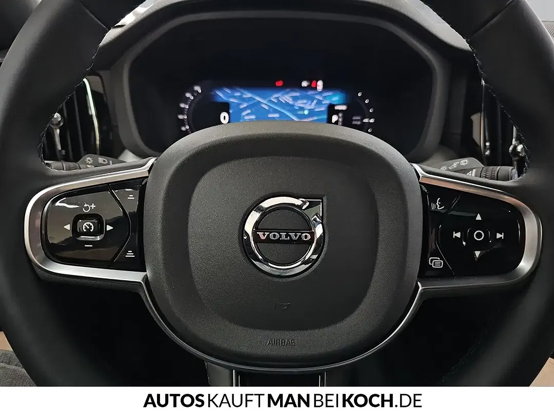 Volvo XC60 T8 AWD Ultra Black Edition - Thumbnail 9
