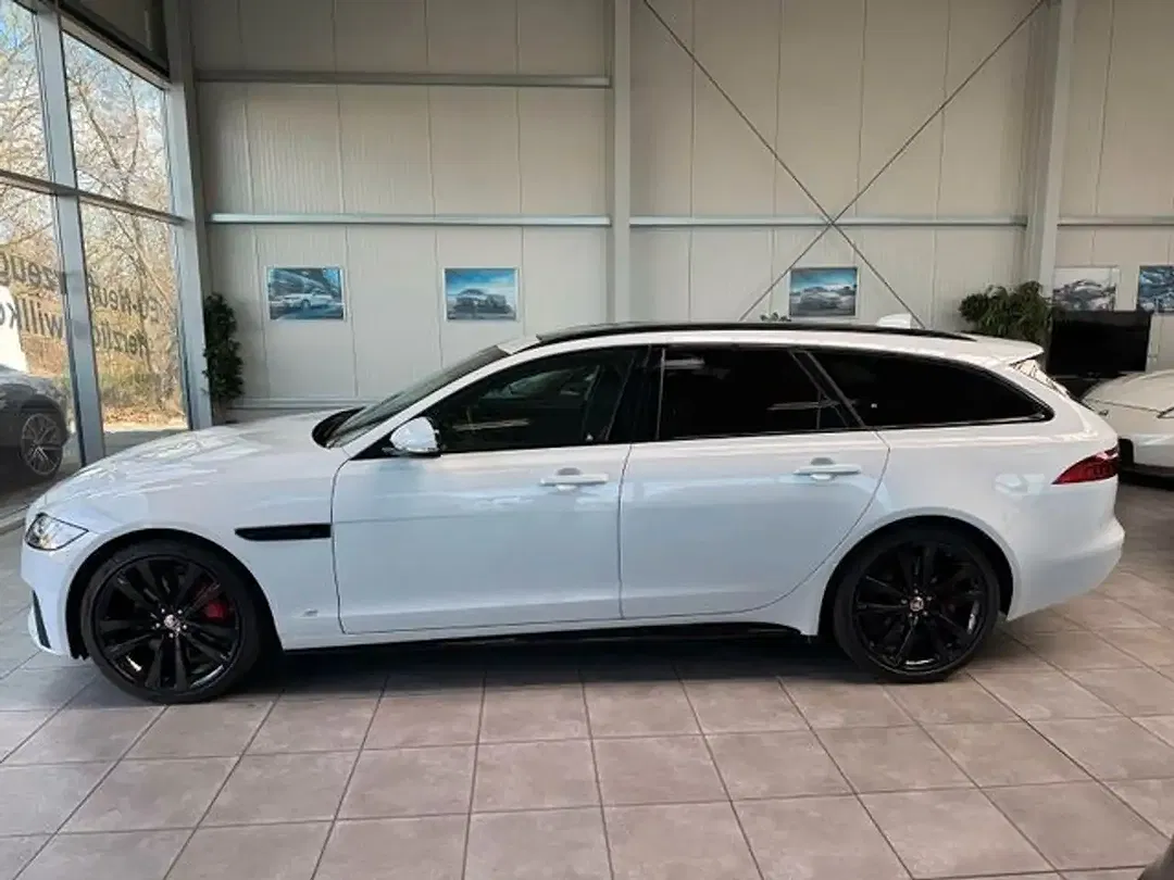 Jaguar XF Sportbrake S - Thumbnail 4